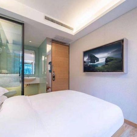 H-Hotel Riverside Chengdu Extérieur photo